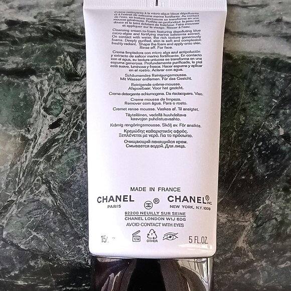 Chanel La Mousse Anti Pollution Cleansing Cream to Foam Cleanser Full Size - Picture 3 of 4